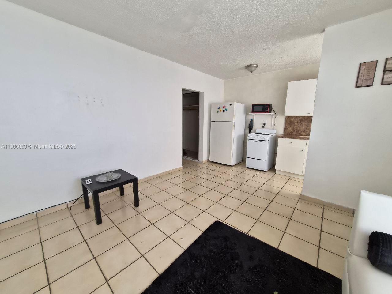 Ver detalles / 1955 sq. ft. $ 2025-12-02 0 foto