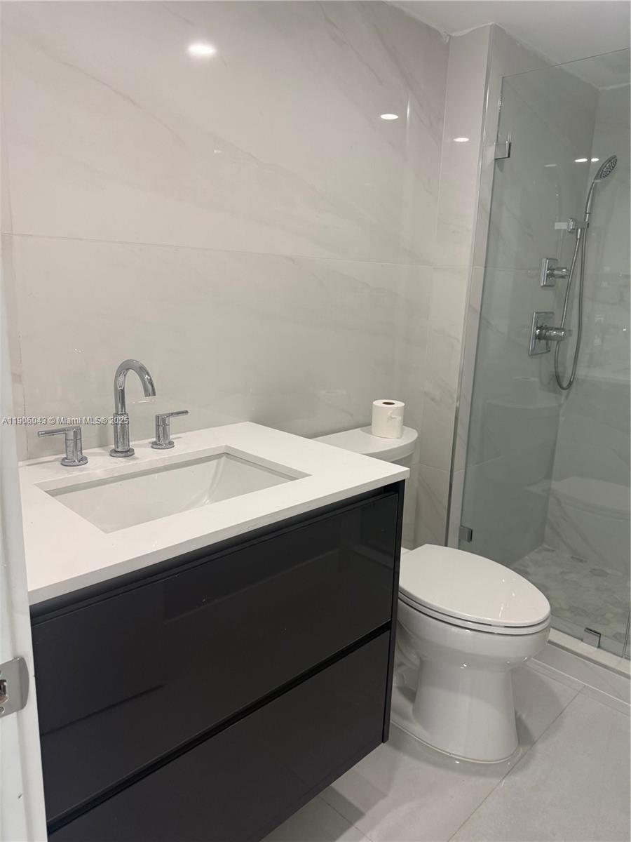 Photo of 3675 Country Club Dr #2606, Aventura, Florida, 33180 -