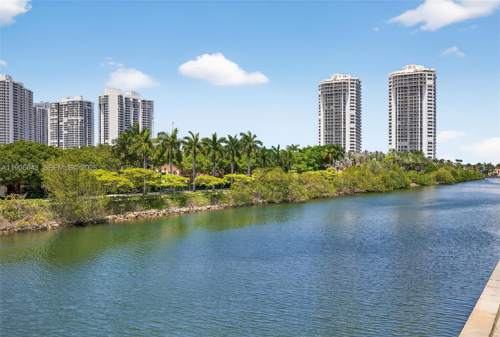 Photo of 3675 Country Club Dr #2606, Aventura, Florida, 33180 -