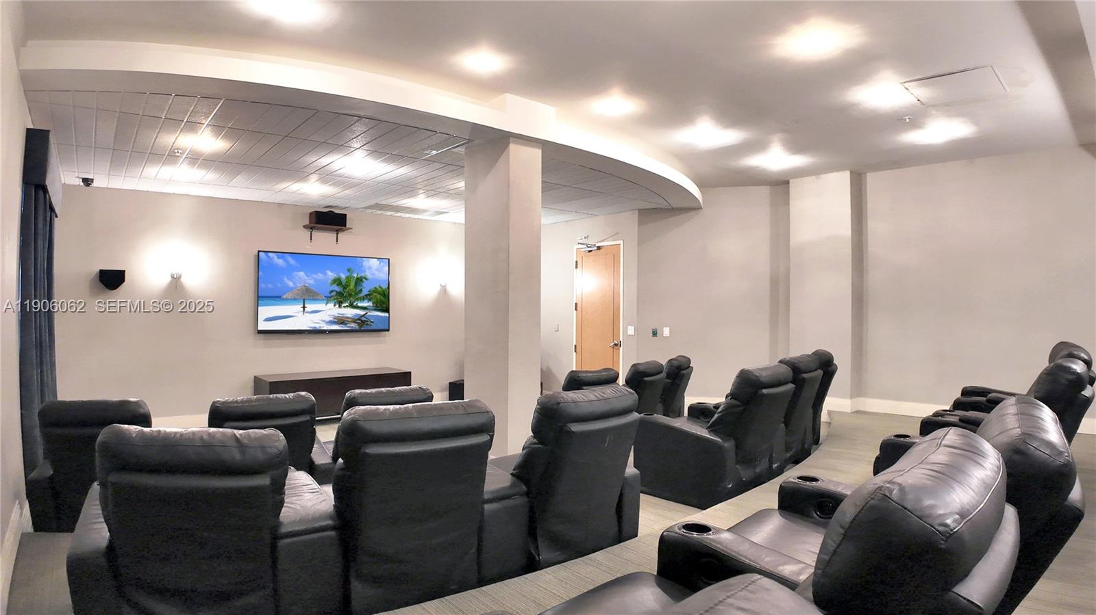 Photo of 3901 Ocean Dr  #4P, Hollywood, Florida, 33019 - 