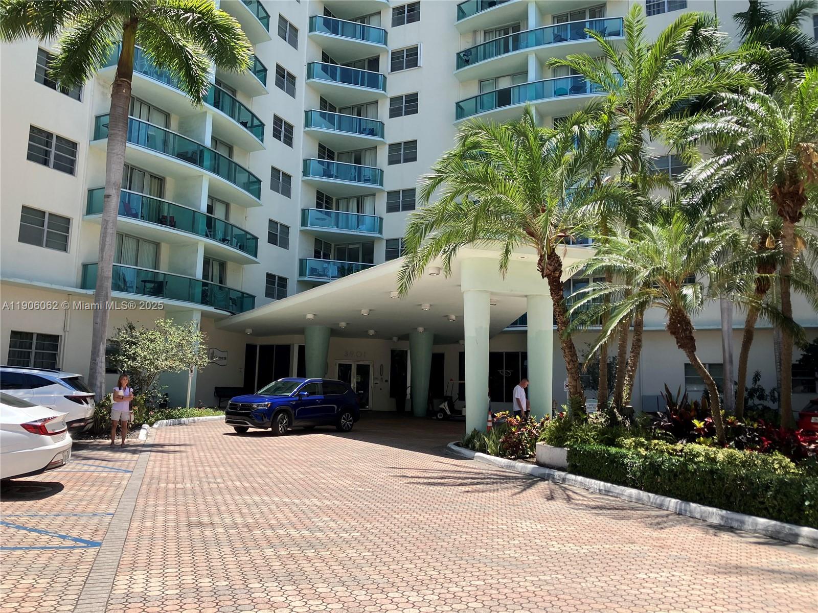 Photo of 3901 Ocean Dr  #4P, Hollywood, Florida, 33019 - 
