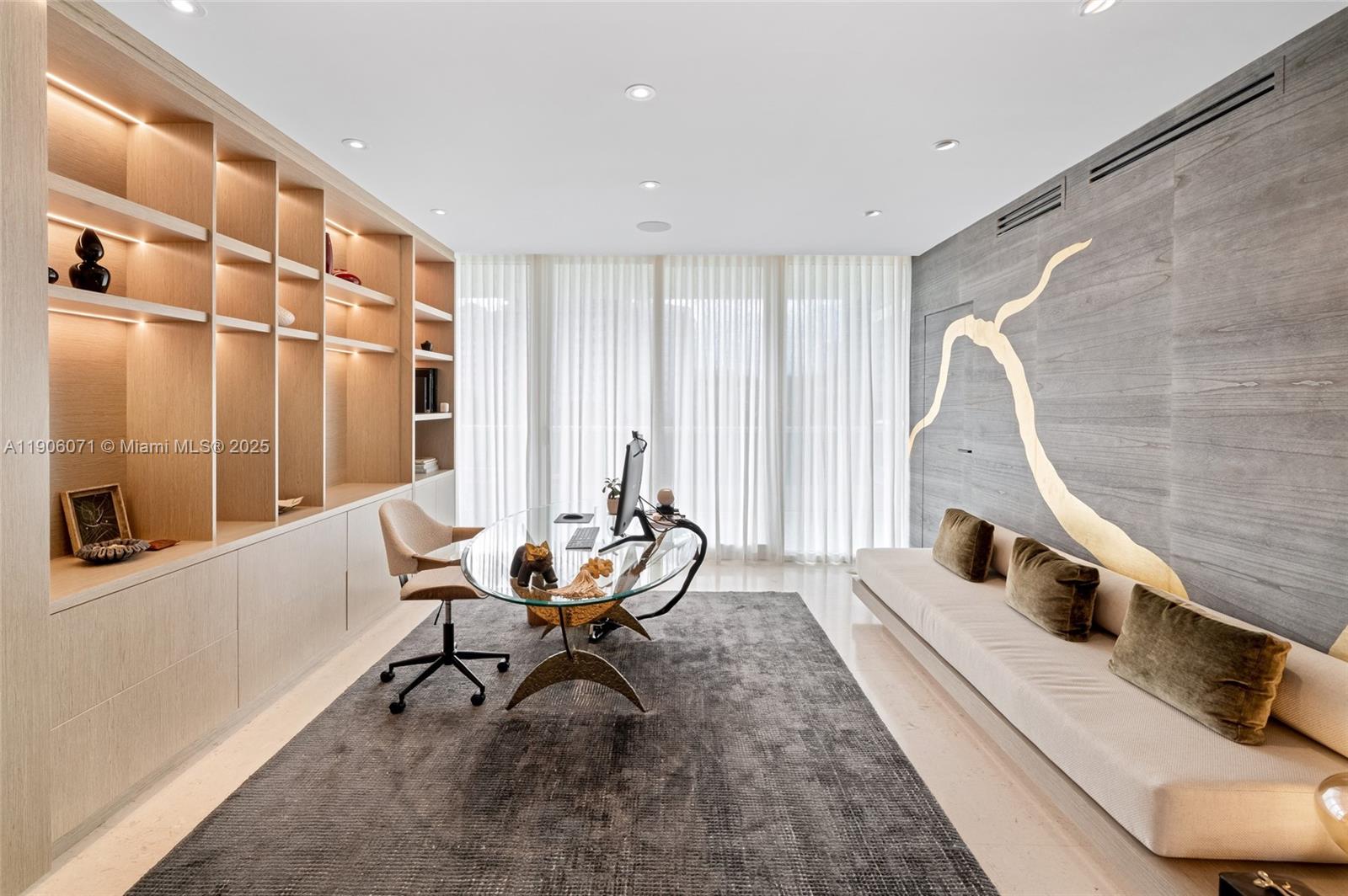 Photo of 19955 38th Ct  #704, Aventura, Florida, 33180 - 