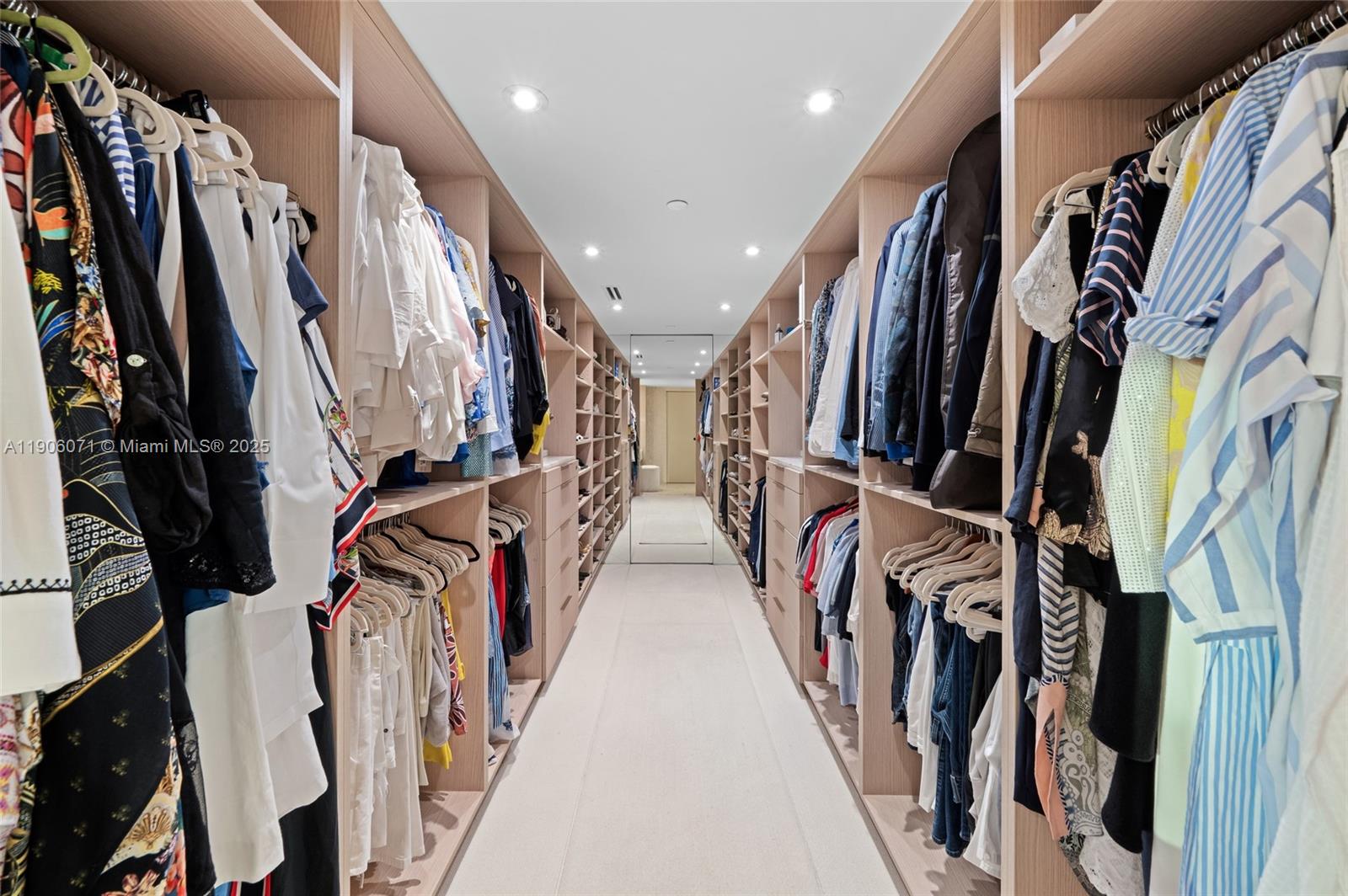 Photo of 19955 38th Ct  #704, Aventura, Florida, 33180 - 