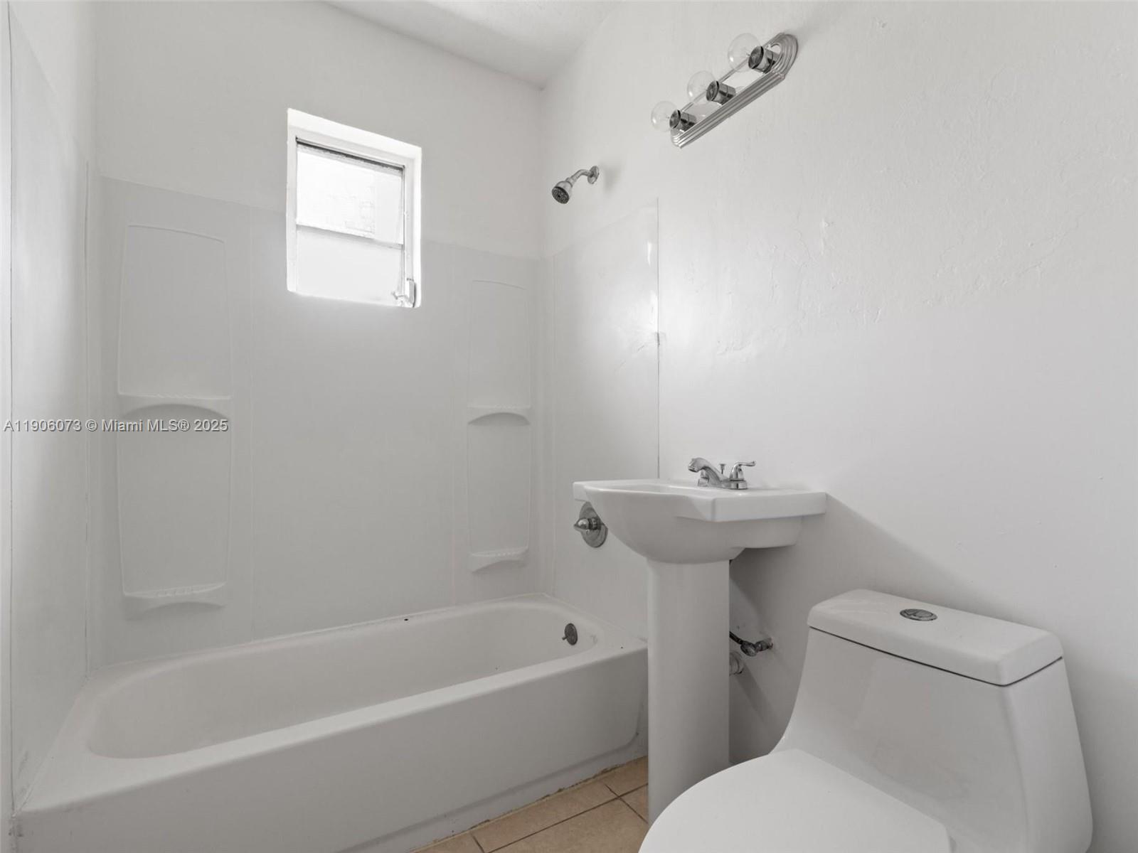 Подробнее / кв.футов $ 2025-10-31 0 Фото