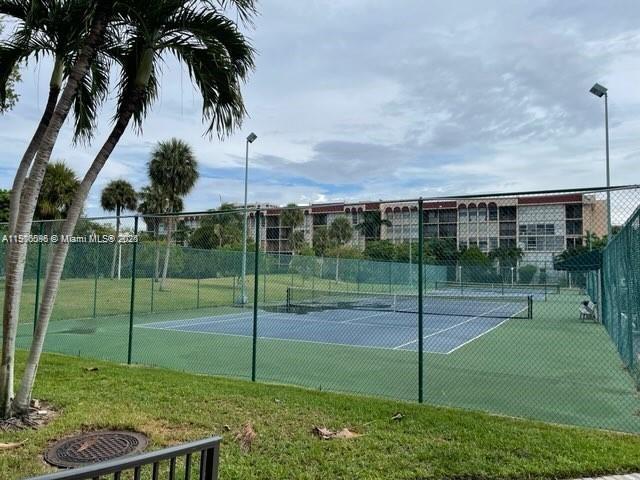 Photo of 2001 Atlantic Shores Blvd #220, Hallandale Beach, Florida, 33009 -
