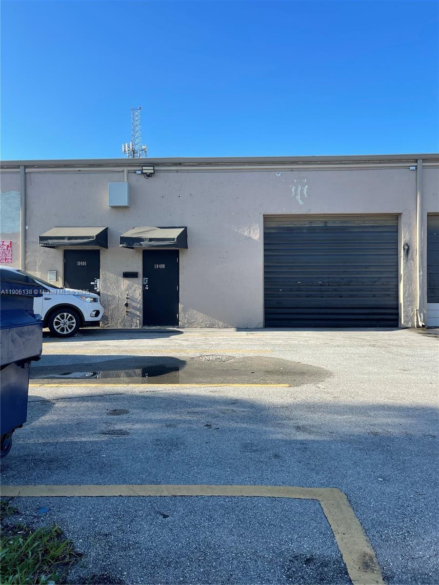 Подробнее   /   кв.футов $ 2025-10-31 0 Фото