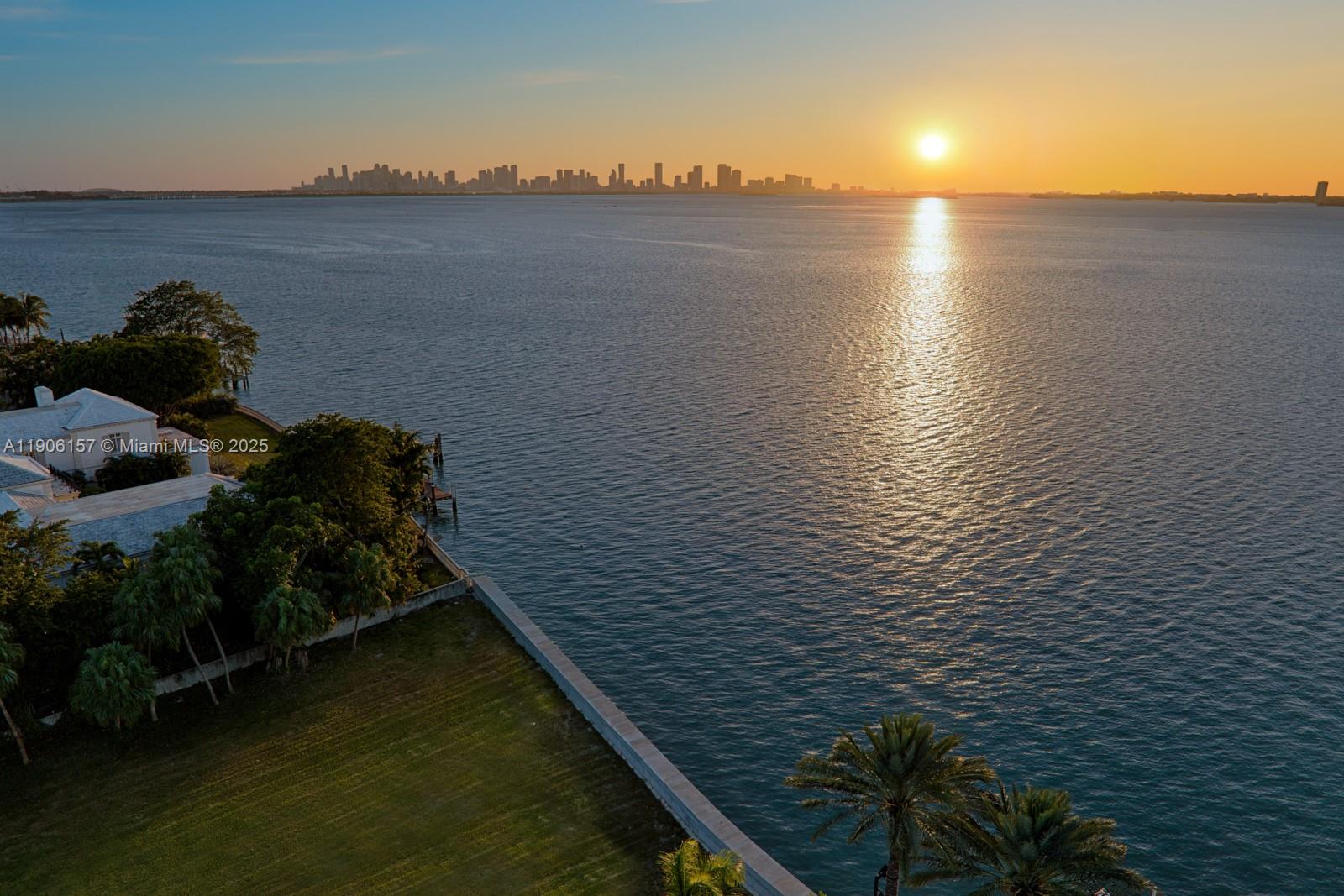 See details / sq. ft. $ 2025-10-31 0 Photo