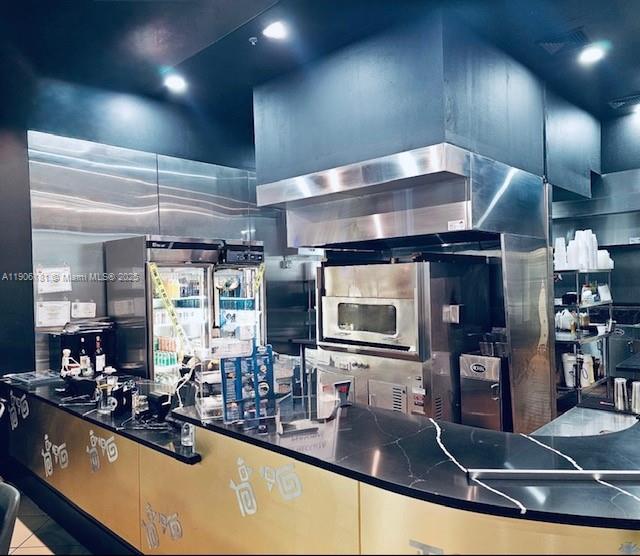   /   sq. ft. $ 2026-02-03 0 foto