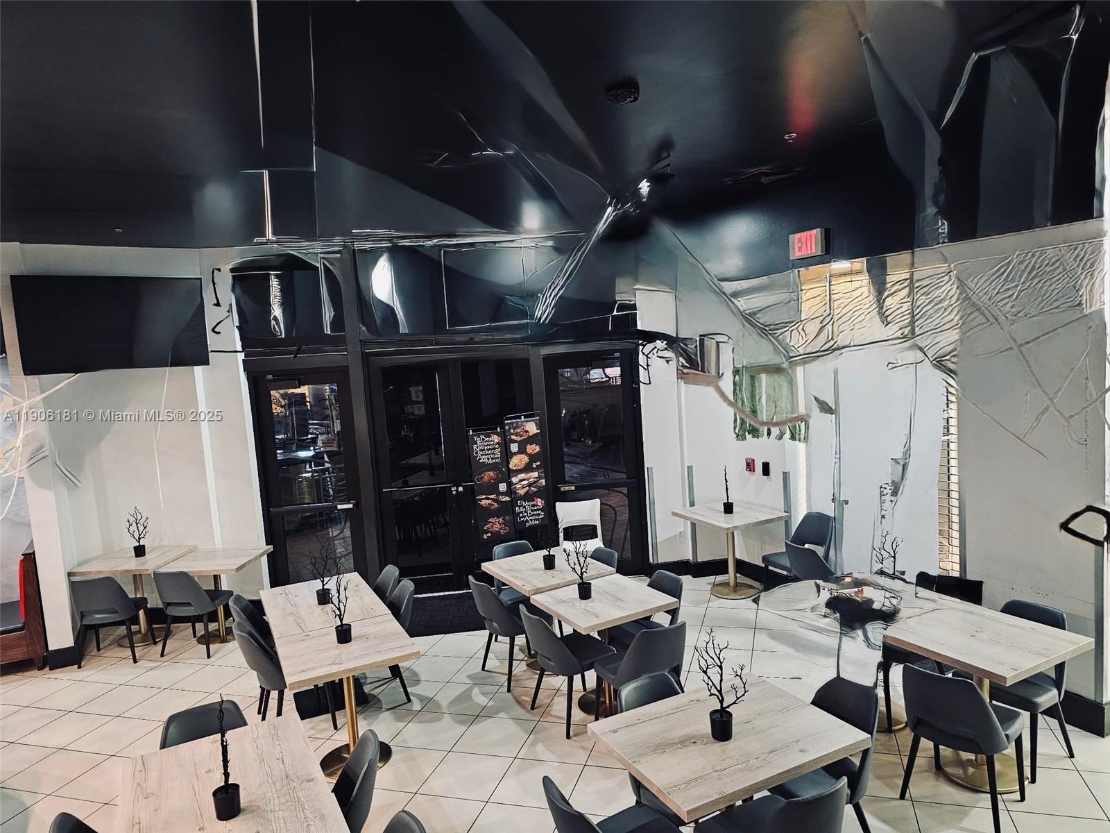   /   sq. ft. $ 2026-02-03 0 foto