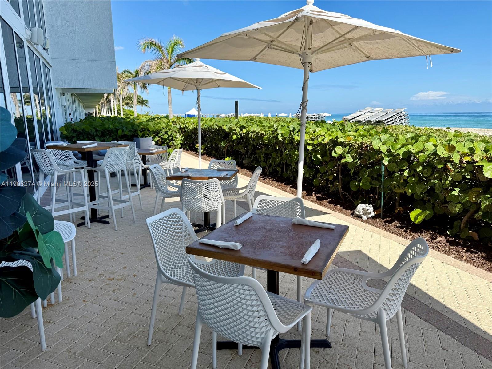 See details 1206 3 / 4 2327 sq. ft. $ 2025-10-31 0 Photo