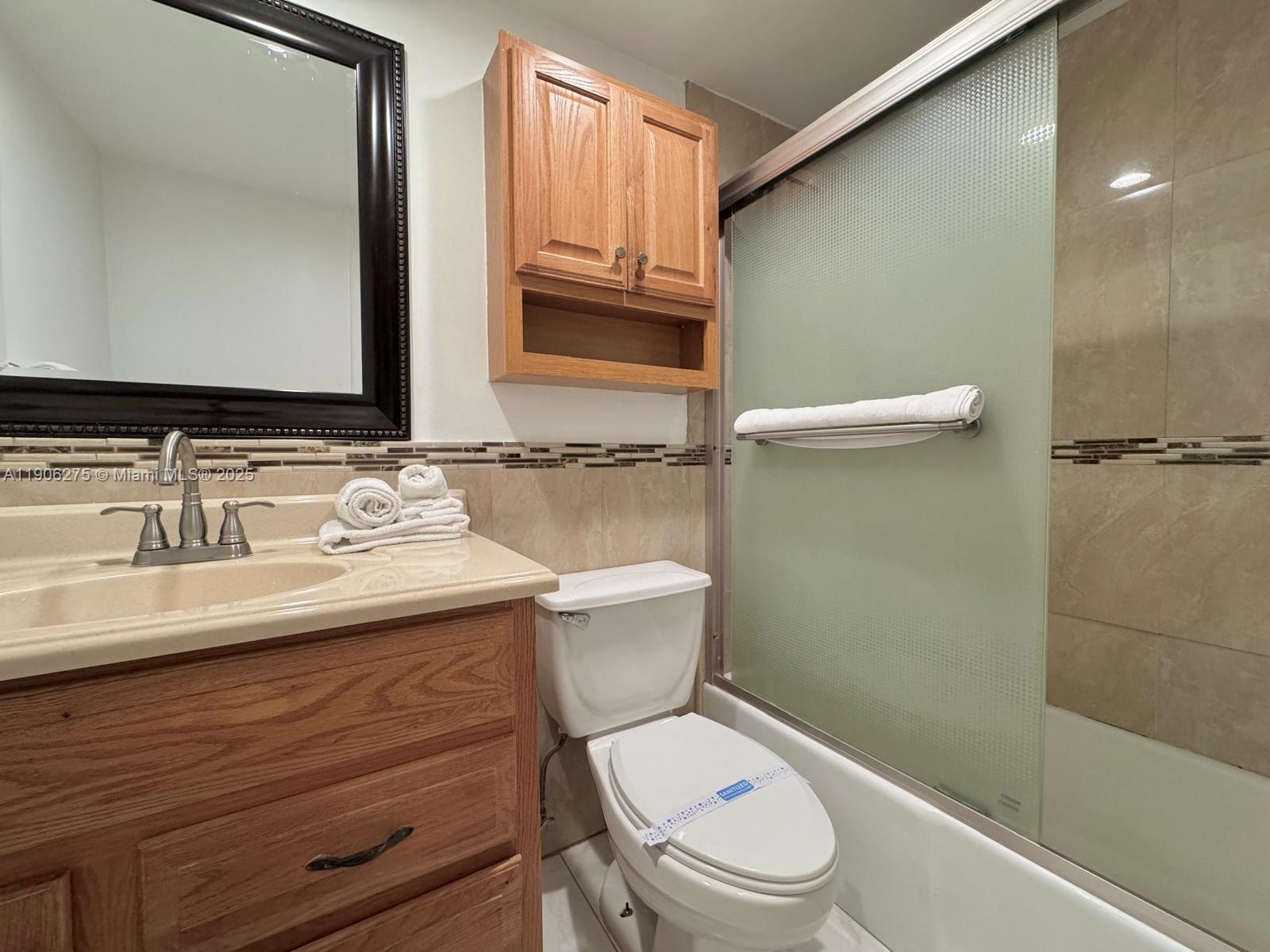 Photo of 3901 Ocean Dr  #5A, Hollywood, Florida, 33019 - 