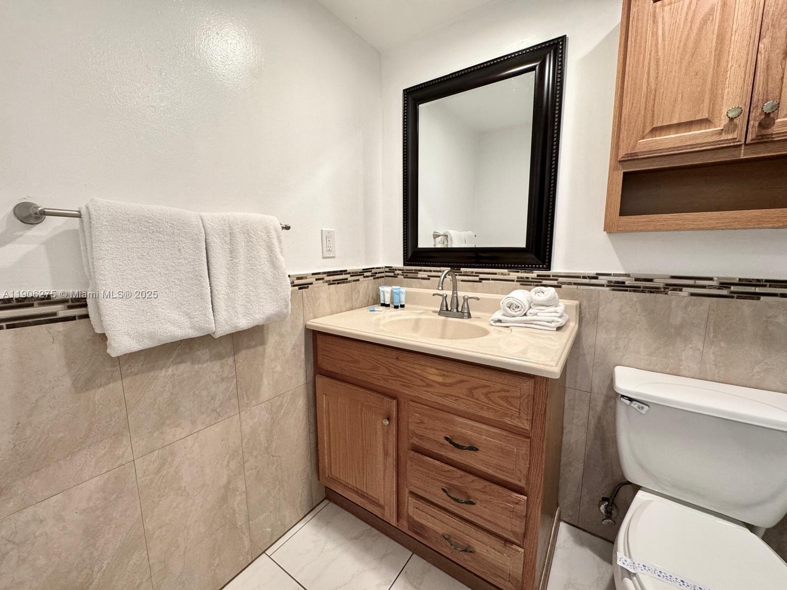 Photo of 3901 Ocean Dr  #5A, Hollywood, Florida, 33019 - 