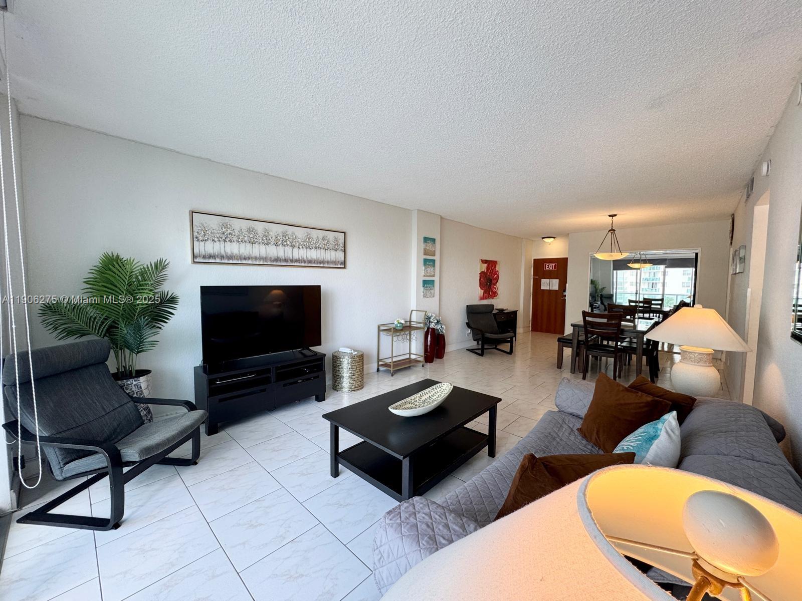 Photo of 3901 Ocean Dr  #5A, Hollywood, Florida, 33019 - 