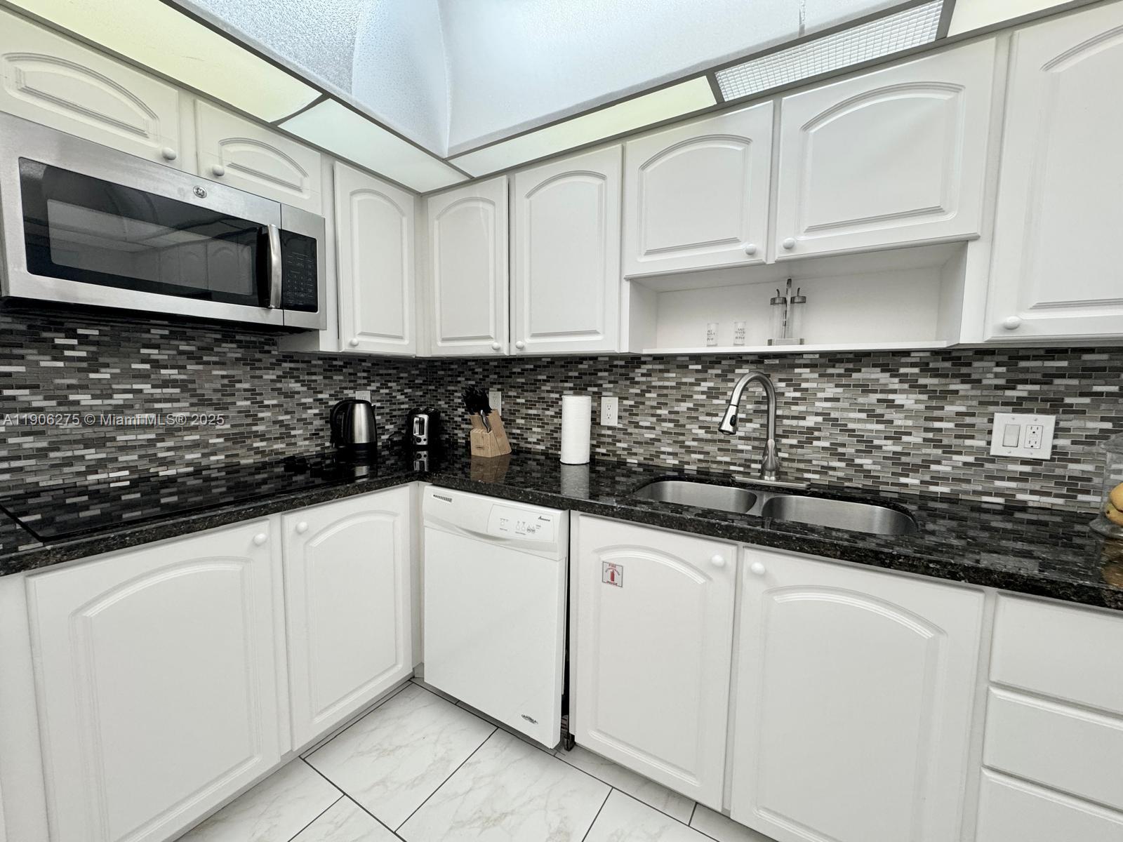 Photo of 3901 Ocean Dr  #5A, Hollywood, Florida, 33019 - 