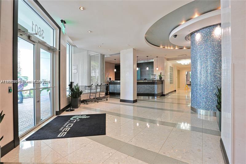 Photo of 3901 Ocean Dr  #5A, Hollywood, Florida, 33019 - 