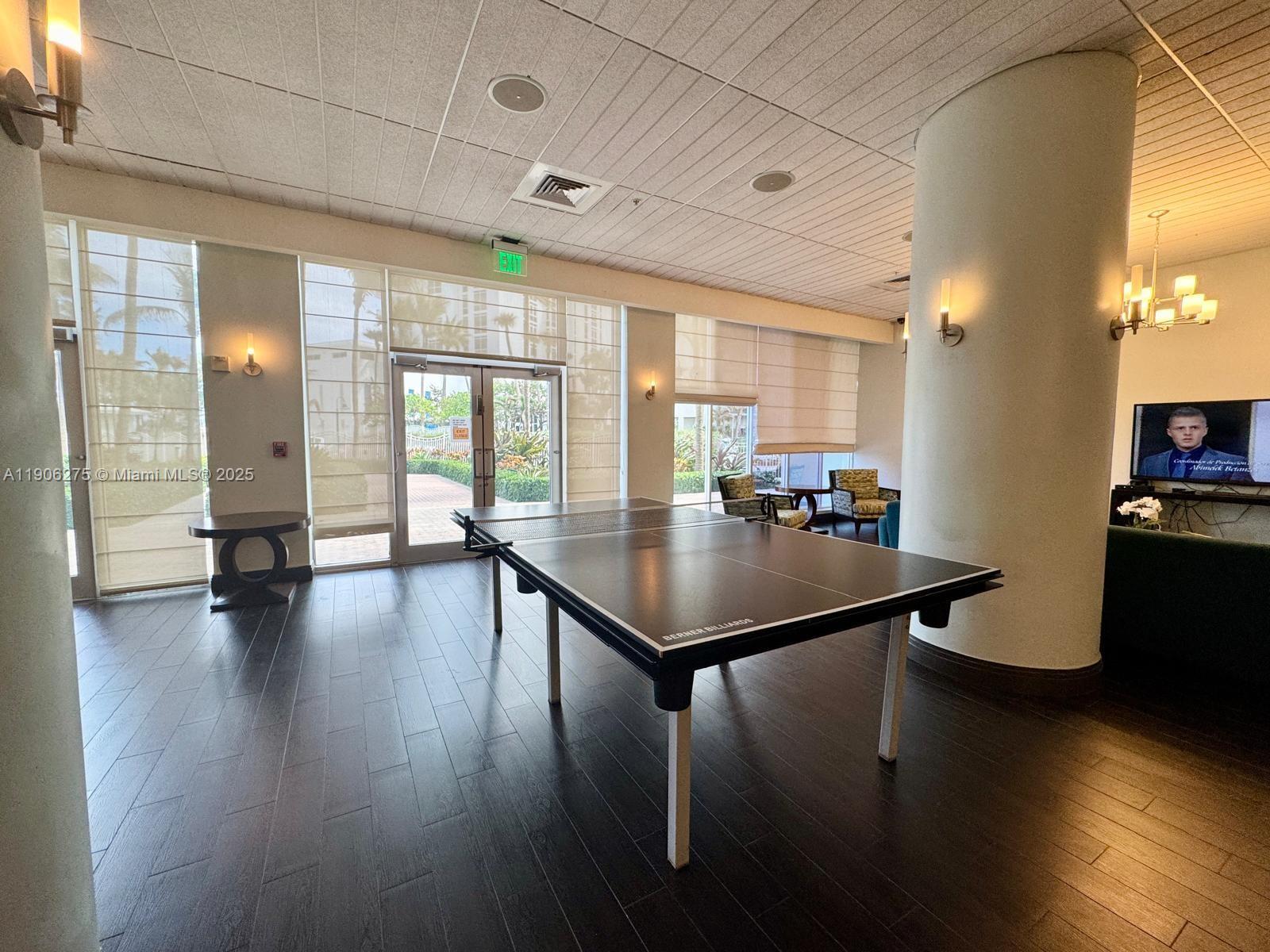 Photo of 3901 Ocean Dr  #5A, Hollywood, Florida, 33019 - 