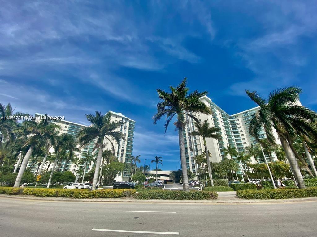 Photo of 3901 Ocean Dr  #5A, Hollywood, Florida, 33019 - 
