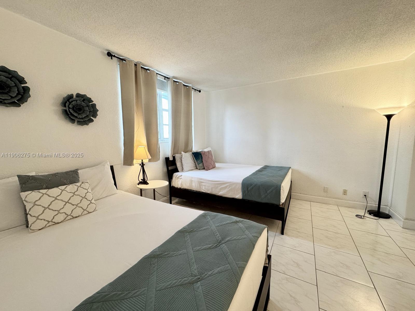 Photo of 3901 Ocean Dr  #5A, Hollywood, Florida, 33019 - 