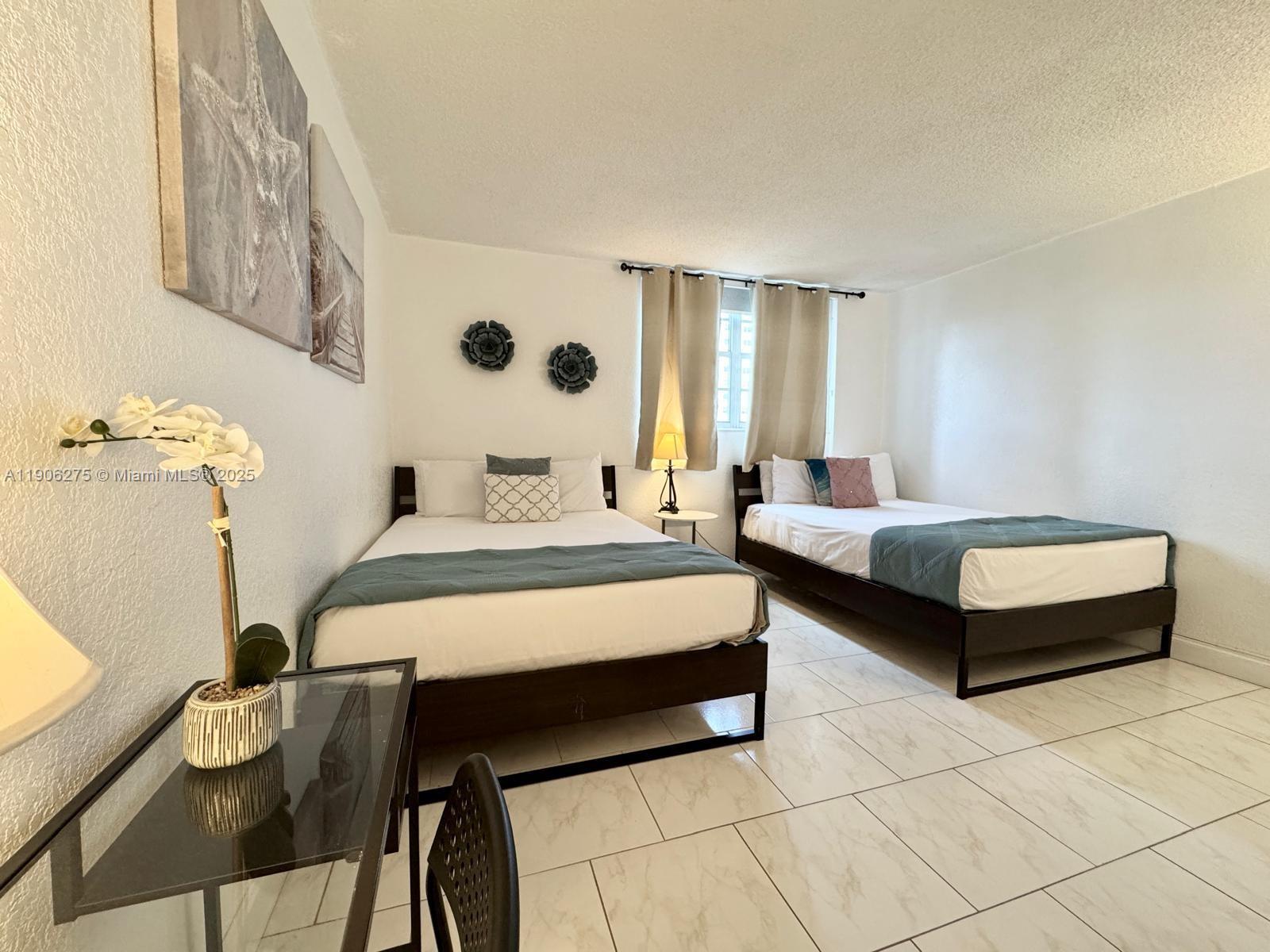 Photo of 3901 Ocean Dr  #5A, Hollywood, Florida, 33019 - 