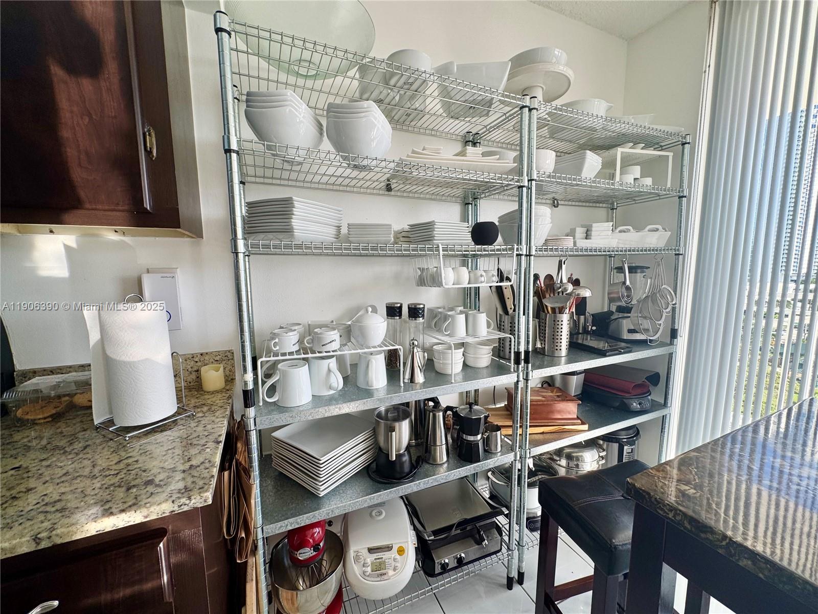 See details 1002 2 / 2 1507 sq. ft. $ 2025-11-01 0 Photo