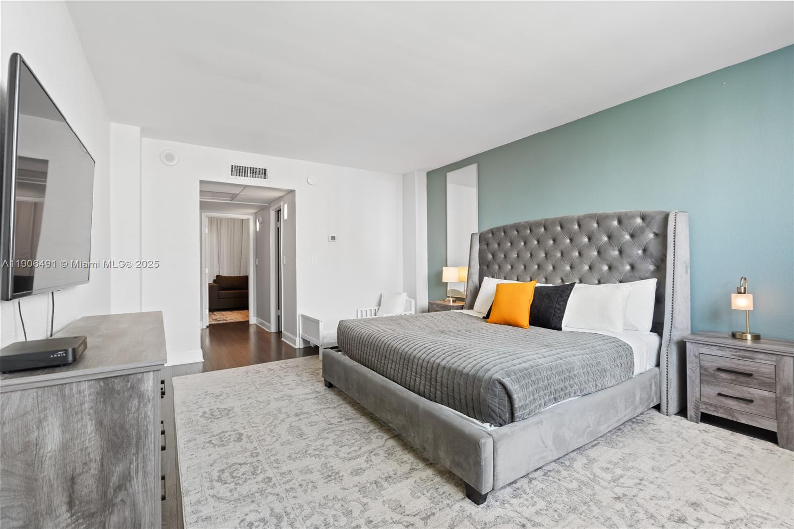 Photo of 19370 Collins Ave  #816, Sunny Isles Beach, Florida, 33160 - 