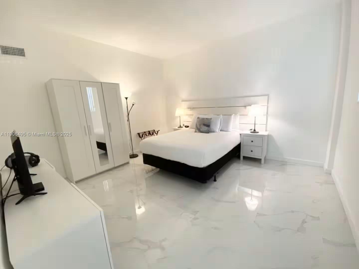 Photo of 19370 Collins Ave #PH-10, Sunny Isles Beach, Florida, 33160 -