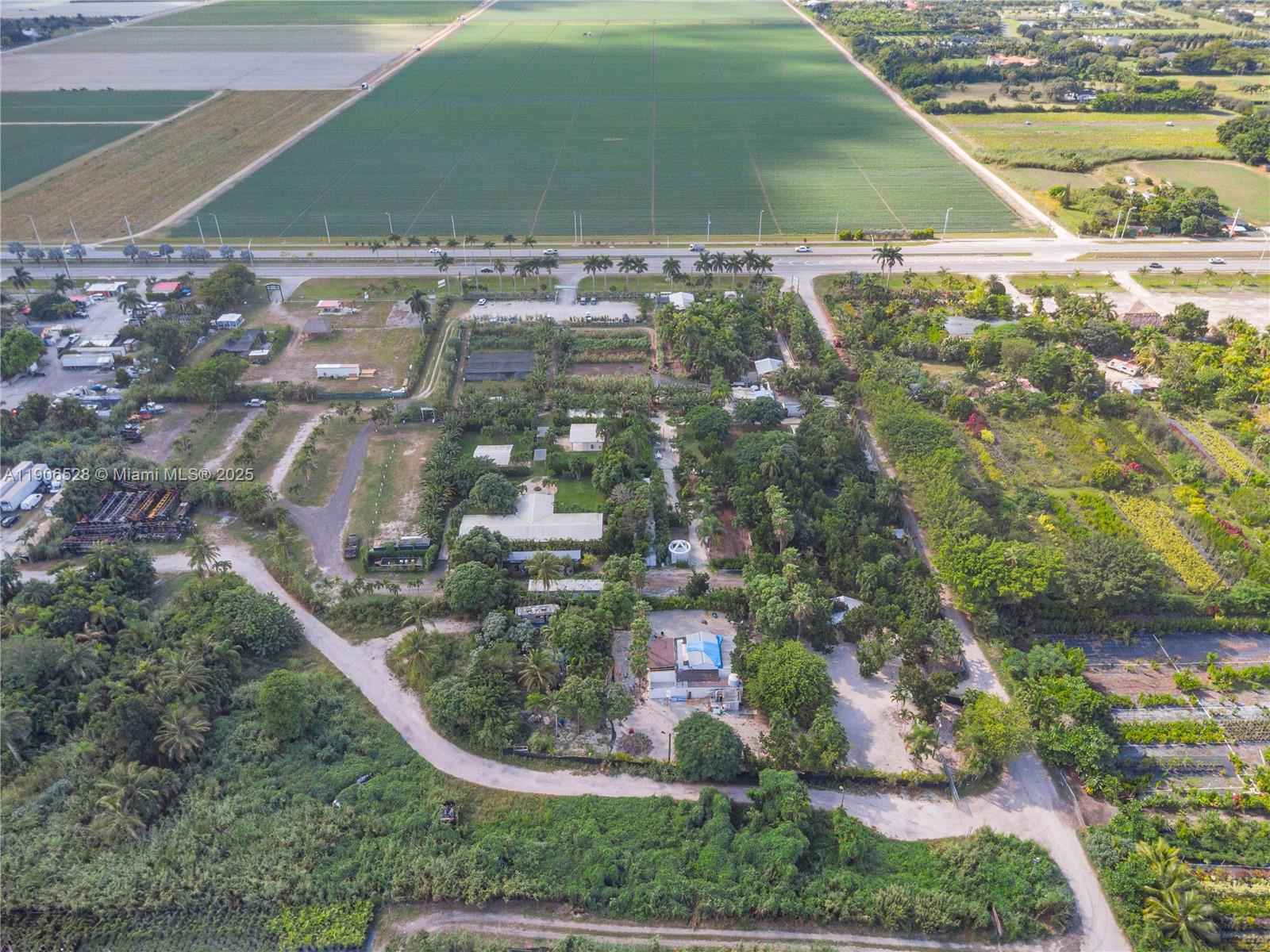 Подробнее / кв.футов $ 2025-11-01 0 Фото