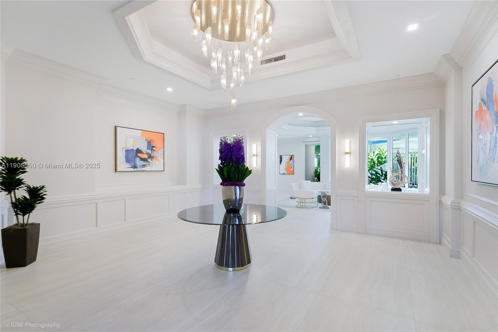 Photo of 3801 207th St  #15AS, Aventura, Florida, 33180 - Flower Lobby