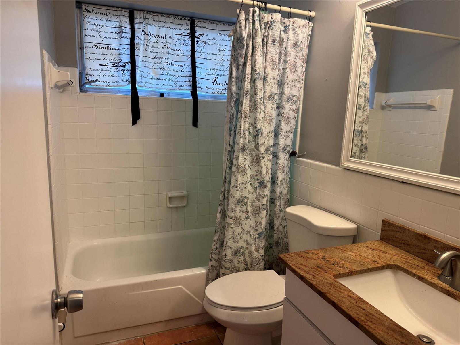 Ver detalles 4938 2 / 1 1007 sq. ft. $ 2026-06-04 0 foto