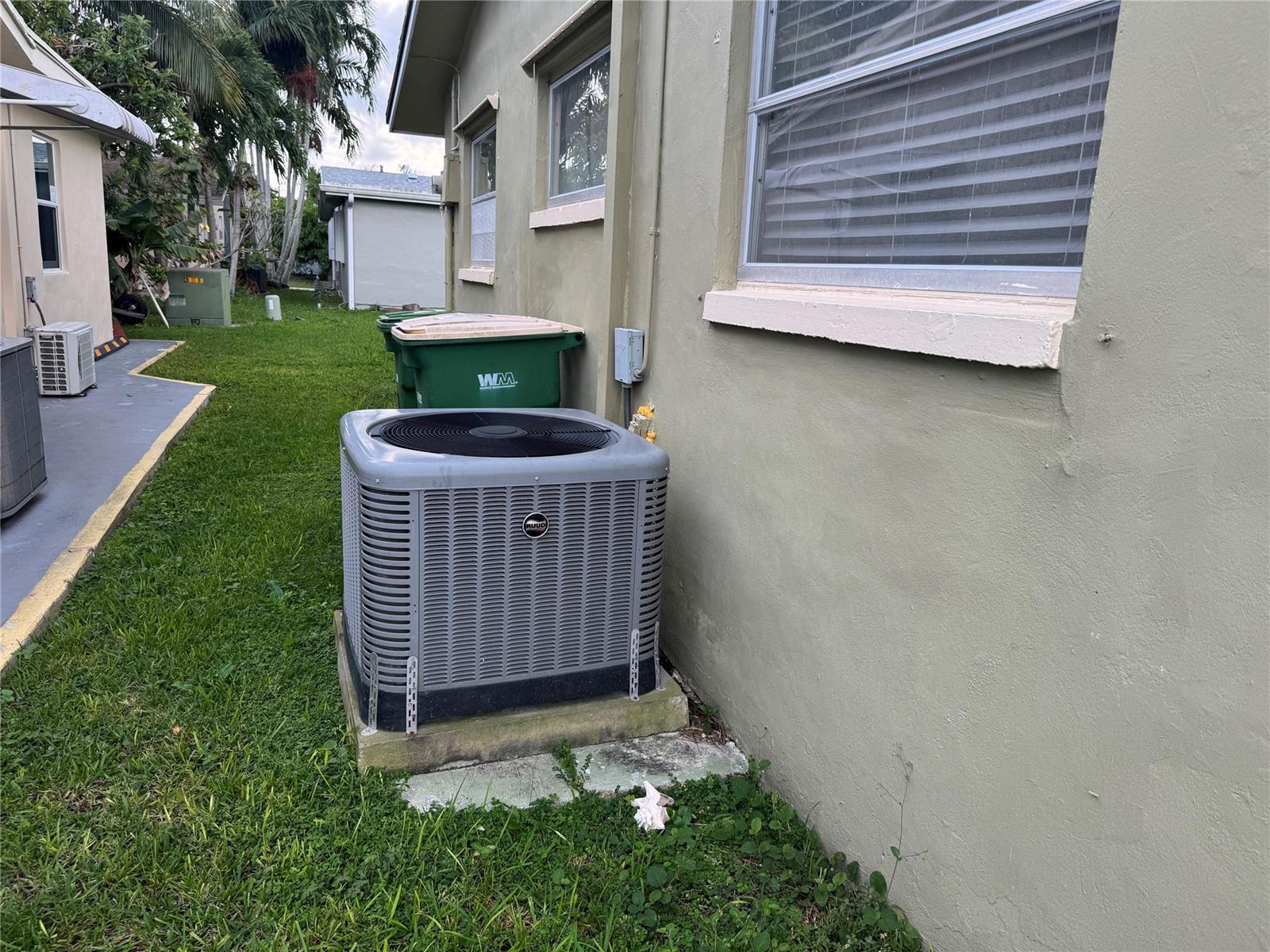 Ver detalles 4938 2 / 1 1007 sq. ft. $ 2026-06-04 0 foto