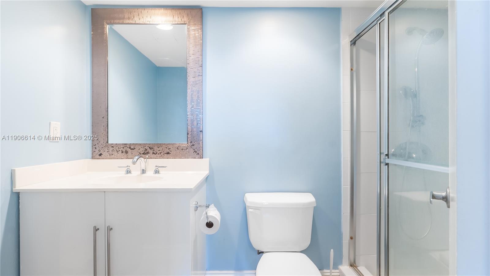 Photo of 3000 Ocean Dr #420, Hollywood, Florida, 33019 -