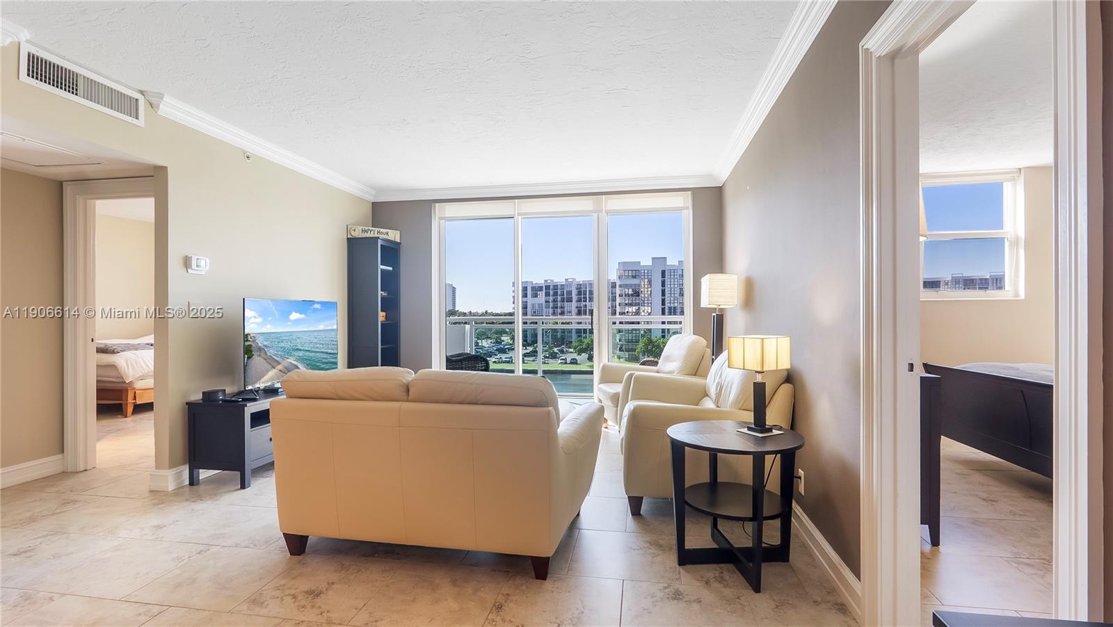Photo of 3000 Ocean Dr #420, Hollywood, Florida, 33019 -