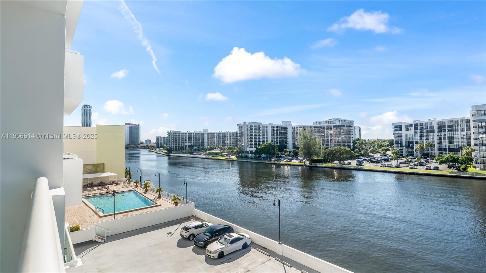 Photo of 3000 Ocean Dr #420, Hollywood, Florida, 33019 -