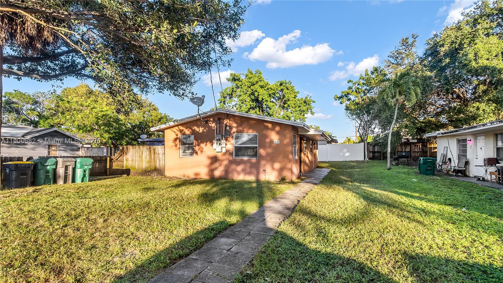   /  1560 sq. ft. $ 2025-11-02 0 Photo