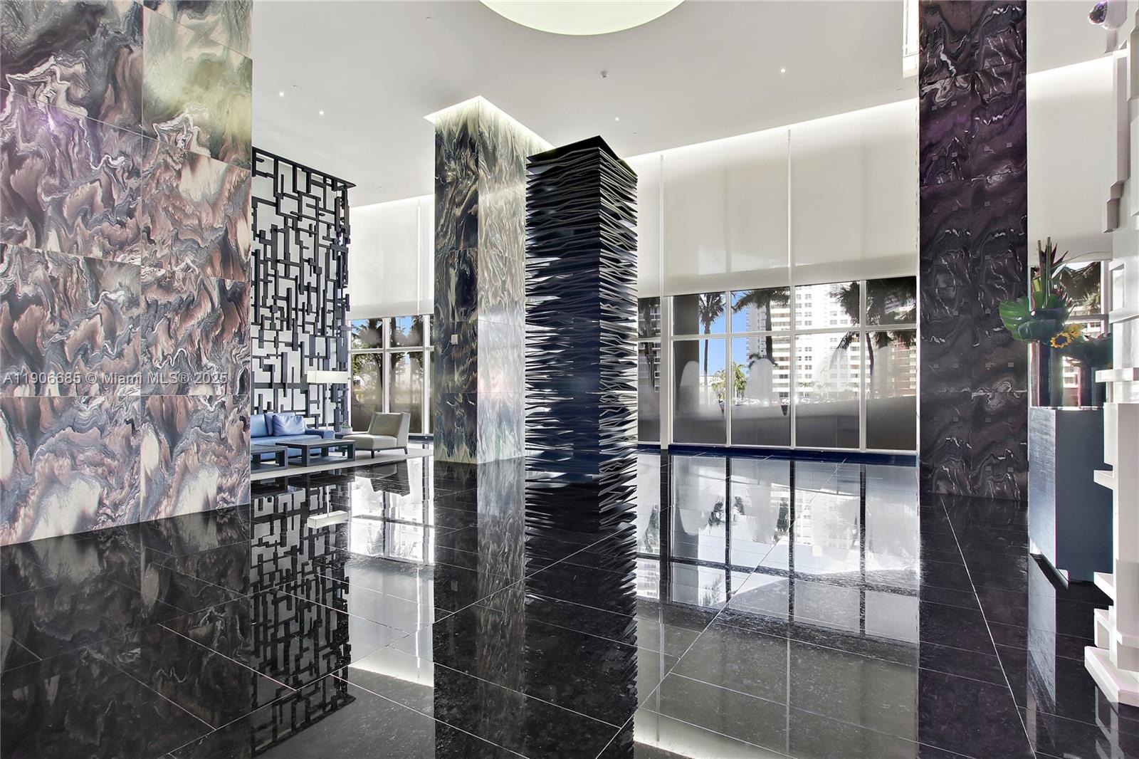 Подробнее 1607 3 / 3 1571 кв.футов $ 2025-11-02 0 Фото