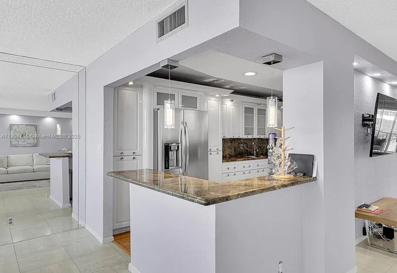 Photo of 1880 Ocean Dr #704, Hallandale Beach, Florida, 33009 -