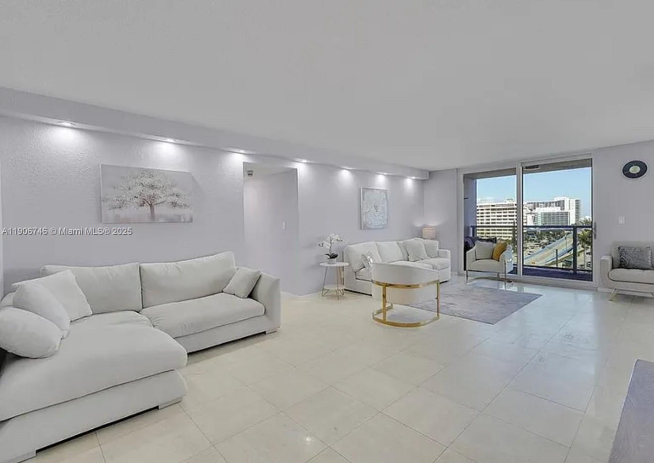 Photo of 1880 Ocean Dr #704, Hallandale Beach, Florida, 33009 -