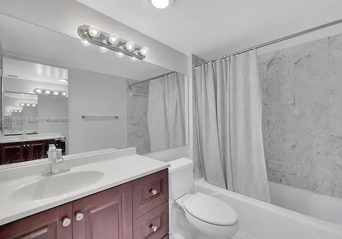 Photo of 1880 Ocean Dr #704, Hallandale Beach, Florida, 33009 -