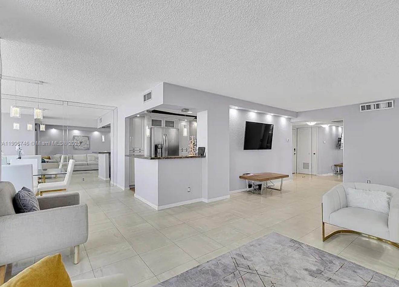 Photo of 1880 Ocean Dr #704, Hallandale Beach, Florida, 33009 -