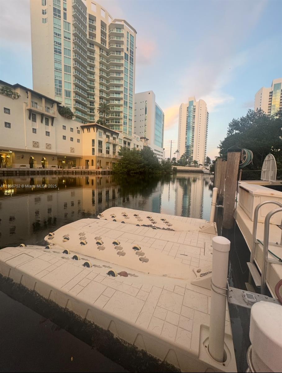   /   sq. ft. $ 2025-11-02 0 Photo