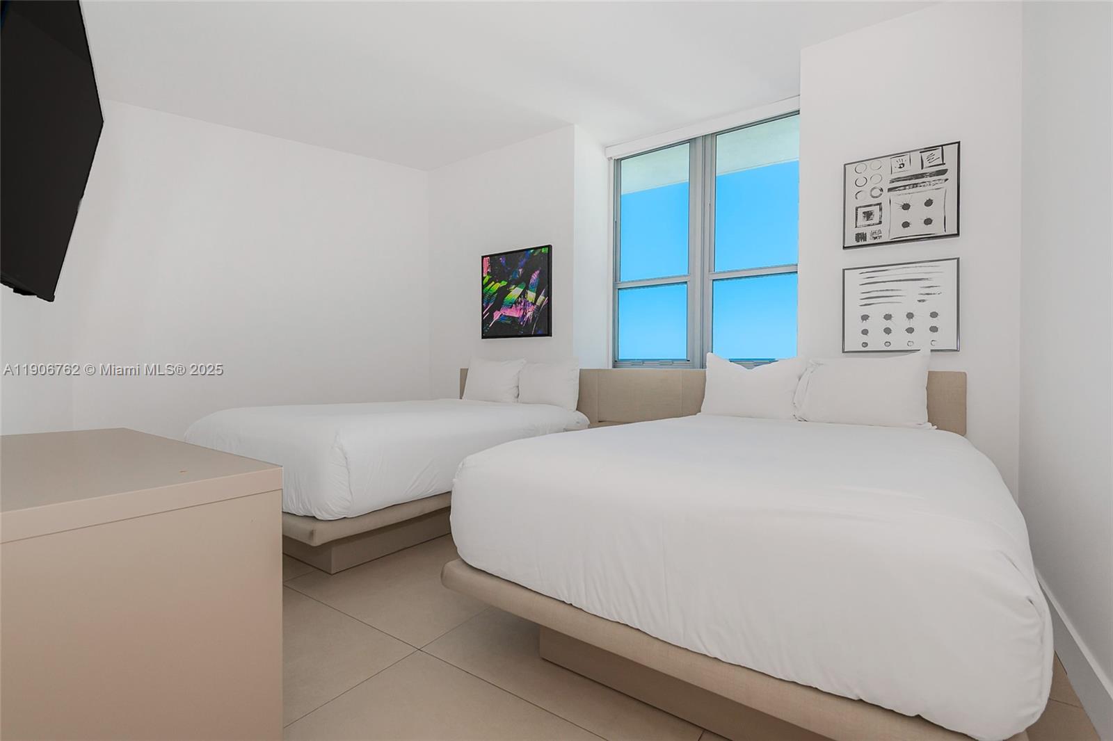 1502 2 / 2 1164 кв.футов $ 2025-11-10 0 Фото