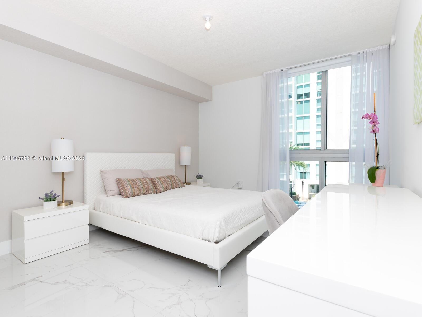 See details 5-708 3 / 4 1892 sq. ft. $ 2025-11-02 0 Photo