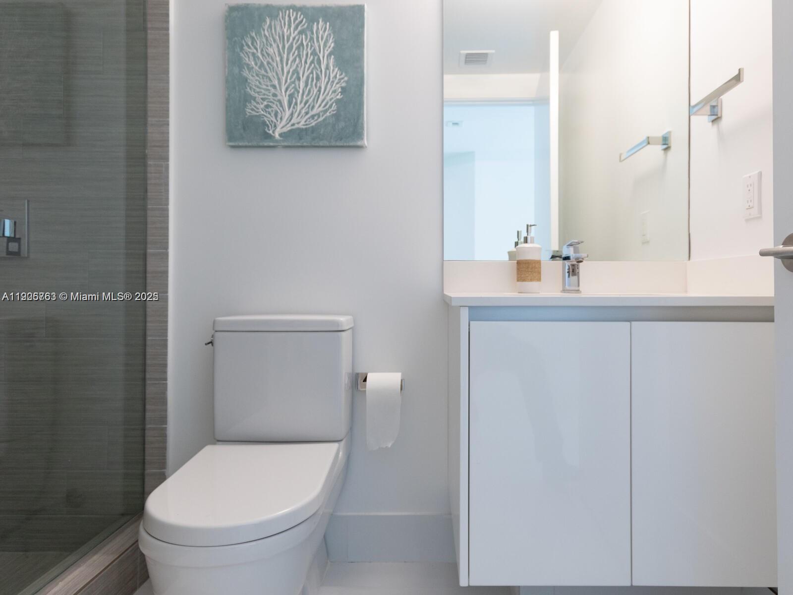 See details 5-708 3 / 4 1892 sq. ft. $ 2025-11-02 0 Photo