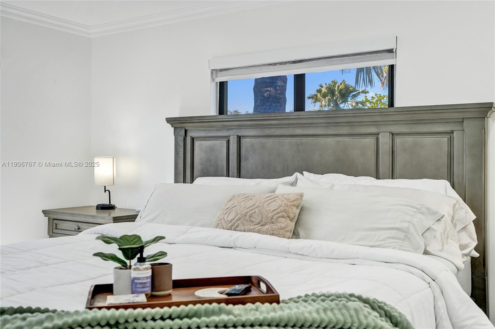 9350 4 / 2  кв.футов $ 2025-12-03 0 Фото