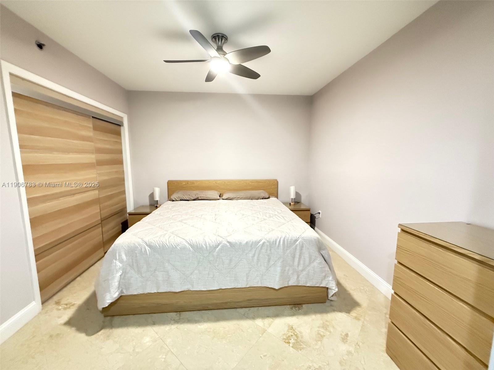 See details 4112 1 / 1 844 sq. ft. $ 2025-11-02 0 Photo