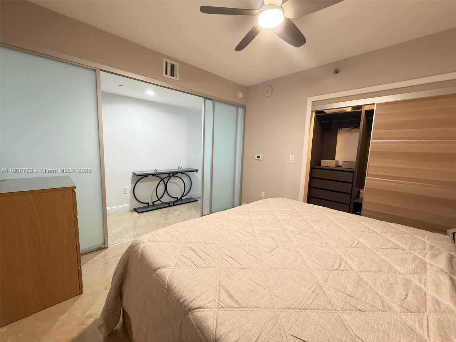 See details 4112 1 / 1 844 sq. ft. $ 2025-11-02 0 Photo