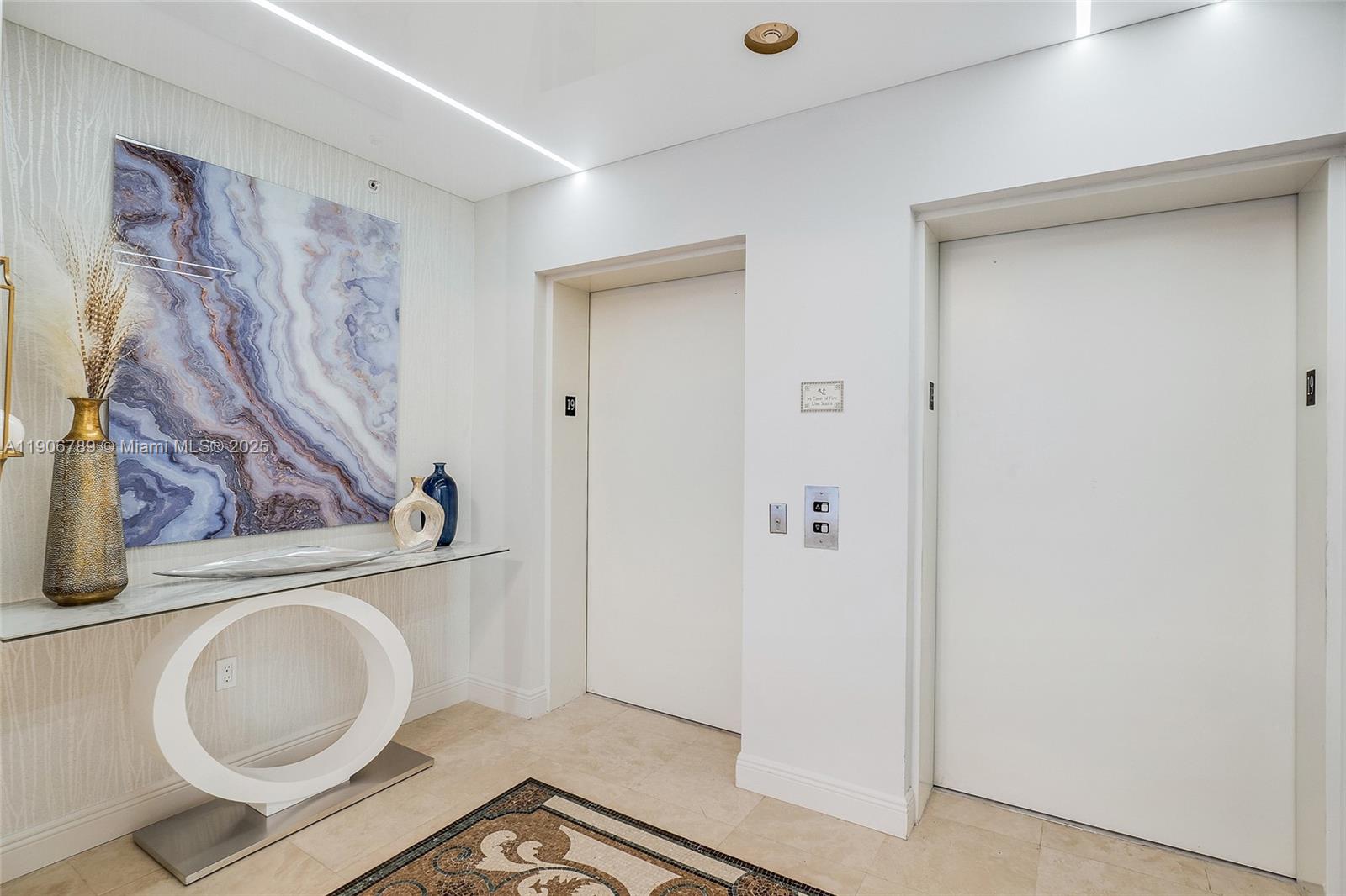 Photo of 20201 Country Club Dr #1903, Aventura, Florida, 33180 -