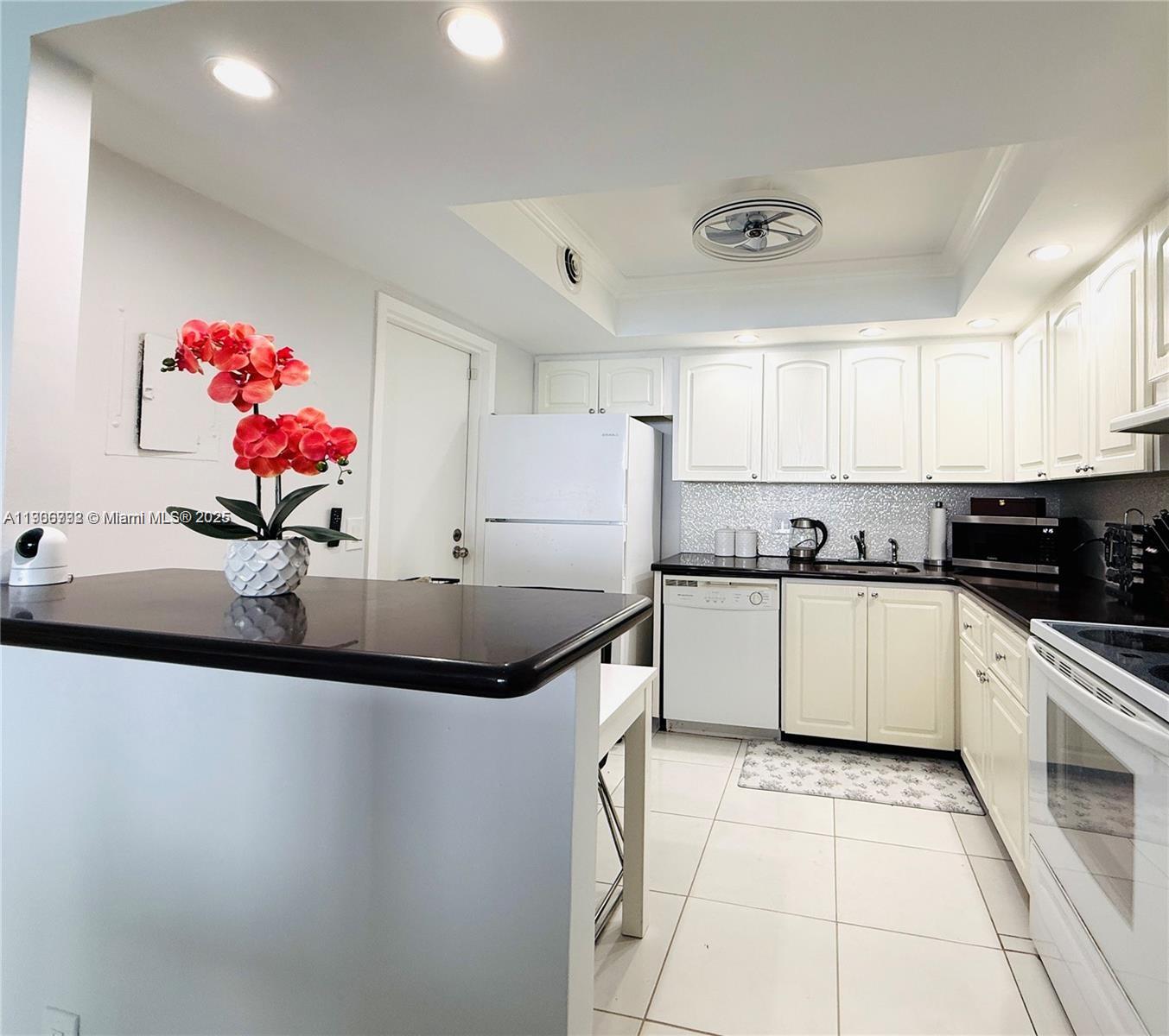 Photo of 2101 Ocean Dr #1902, Hollywood, Florida, 33019 -