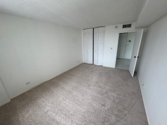 Ver detalles 1416 2 / 2 1276 sq. ft. $ 2026-05-12 0 foto