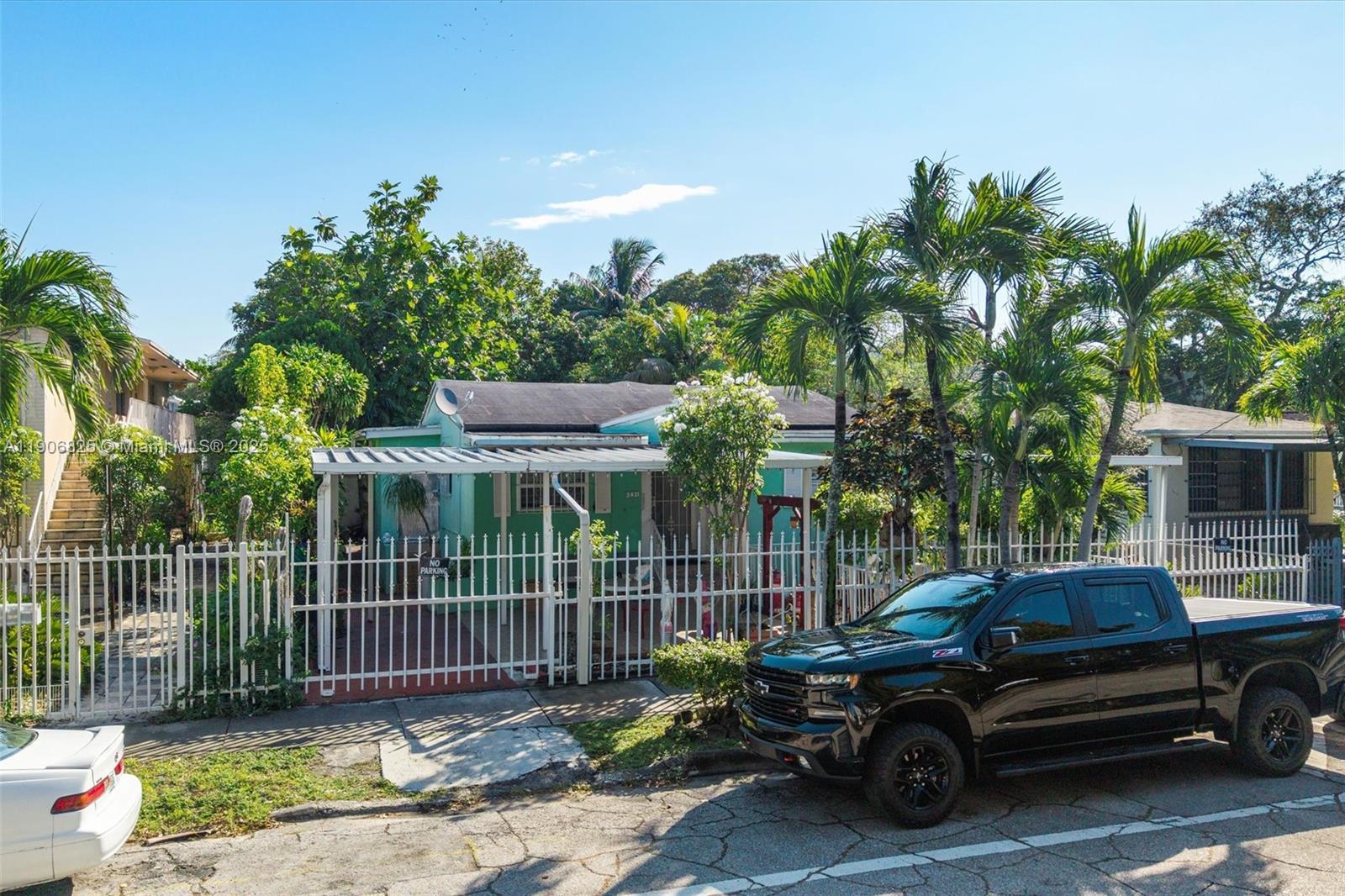   /  1542 sq. ft. $ 2025-11-02 0 Photo